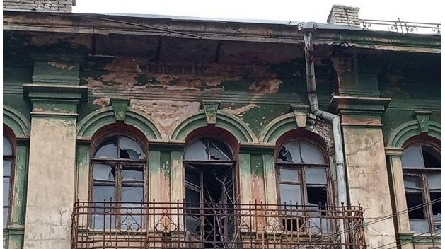 Рушится на глазах: заколдованный дом на Чапленко вот-вот рухнет — Vgorode.ua Рушится на глазах: заколдованный дом на Чапленко вот-вот рухнет — Vgorode.ua