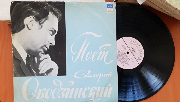 Две звезды: Кумиры миллионов, пережившие сложные времена в столице Донбасса Две звезды: Кумиры миллионов, пережившие сложные времена в столице Донбасса