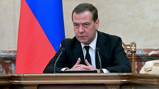 Медведев сообщил о расширении санкционного списка по Украине Медведев сообщил о расширении санкционного списка по Украине