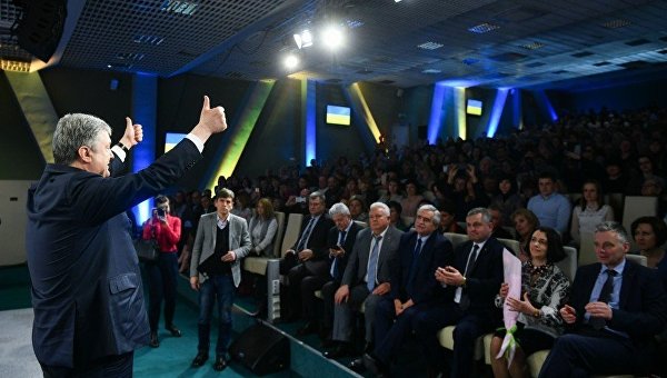 Первый идёт на второй. Что будет, если президентом Украины опять станет Порошенко Первый идёт на второй. Что будет, если президентом Украины опять станет Порошенко