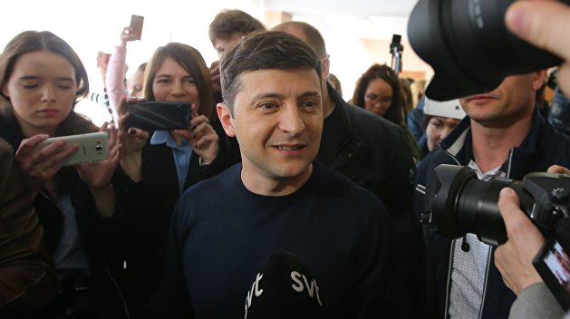 Экзитпол от ТСН: Зеленский победил, Порошенко проходит во второй тур Экзитпол от ТСН: Зеленский победил, Порошенко проходит во второй тур