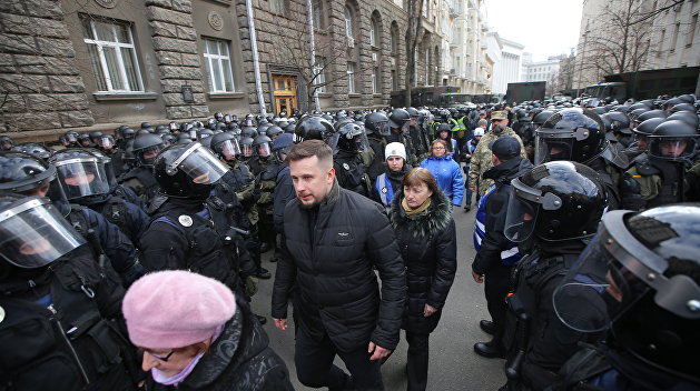Неменский рассказал, на что готовы пойти боевики Билецкого ради захвата власти на Украине