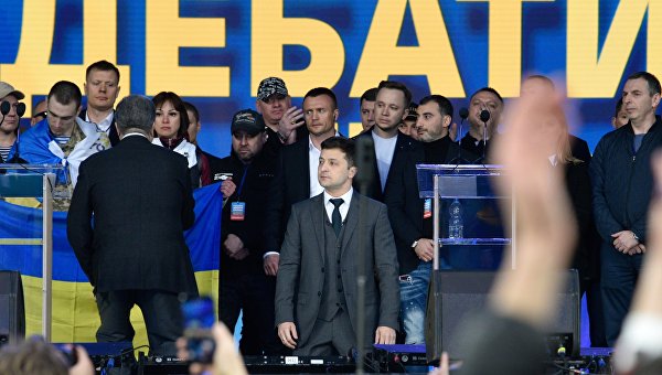 Веселые яйца и Зеленский, отмороженный разведчик, Порошенко под взглядом жены. Украинская неделя в фотографиях Веселые яйца и Зеленский, отмороженный разведчик, Порошенко под взглядом жены. Украинская неделя в фотографиях