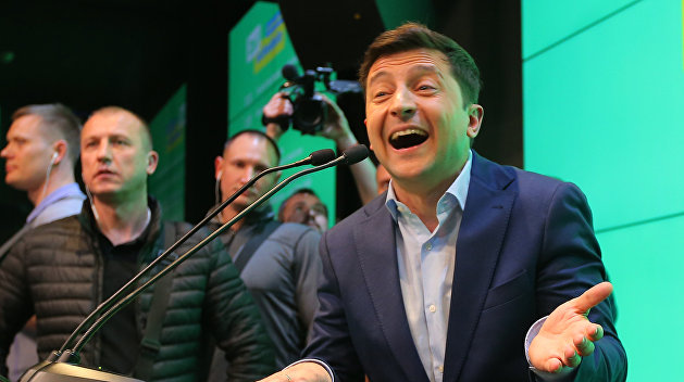 Если Зеленский не отстроится от прошлой власти, вся его харизма накроется медным тазом — Дудчак Если Зеленский не отстроится от прошлой власти, вся его харизма накроется медным тазом — Дудчак