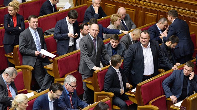 Депутат от БПП призвал Верховную Раду помочь Зеленскому Депутат от БПП призвал Верховную Раду помочь Зеленскому