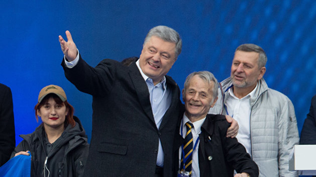 «Почти» верные Порошенко. Крымскотатарский меджлис приглашает Зеленского к торгу «Почти» верные Порошенко. Крымскотатарский меджлис приглашает Зеленского к торгу