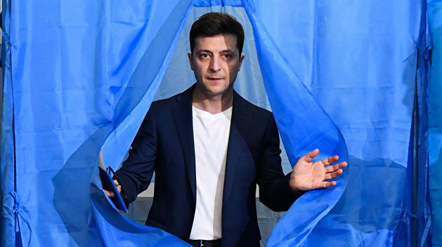 Создать, распустить и назначить. Три первых шага президента Зеленского Создать, распустить и назначить. Три первых шага президента Зеленского