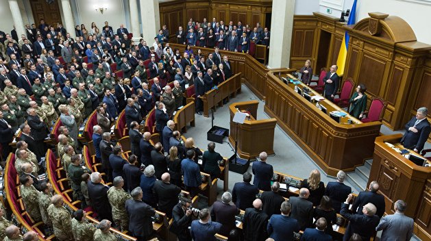 Опрос: В парламент прошли бы партии пяти участников президентских выборов Опрос: В парламент прошли бы партии пяти участников президентских выборов