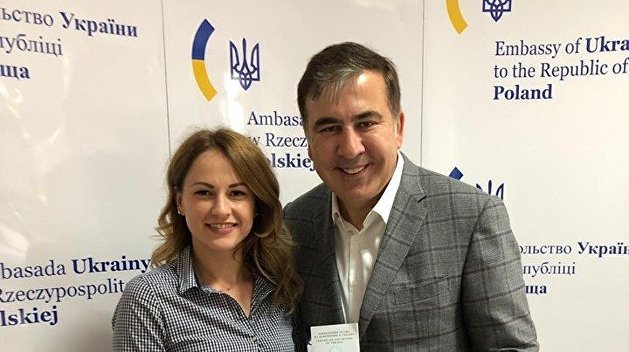 Саакашвили получил в Польше документ для возвращения на Украину Саакашвили получил в Польше документ для возвращения на Украину