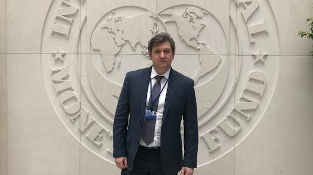«Утратил доверие президента». Бортник об отставке главы СНБО Украины Данилюка «Утратил доверие президента». Бортник об отставке главы СНБО Украины Данилюка