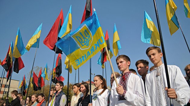 Корнилов: Тотальная украинизация – метод фашизма Корнилов: Тотальная украинизация – метод фашизма