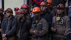 Горняки десяти шахт протестуют возле Верховной Рады