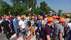 Шахтёры перекрыли трассу на границе с Польшей и грозят наведаться к Гройсману и Насалику