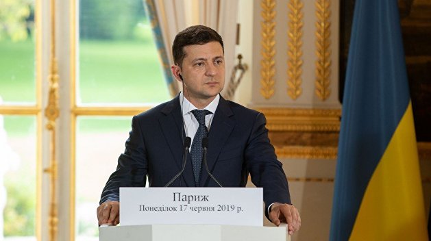 «Украинское досье»: почему Зеленский не прекращает войну в Донбассе «Украинское досье»: почему Зеленский не прекращает войну в Донбассе