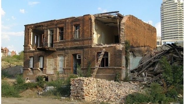 Местная Венеция и ученый ворон: история последней «екатерининки» на месте Фестивального – Vgorode Местная Венеция и ученый ворон: история последней «екатерининки» на месте Фестивального – Vgorode