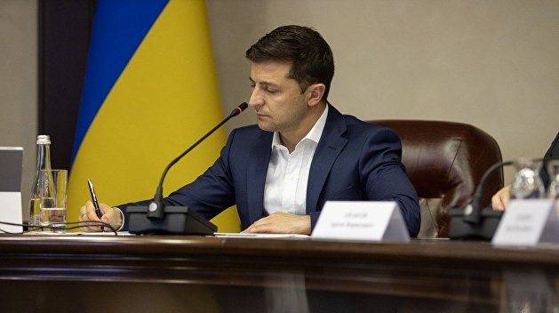Осваивали и покрывали: Зеленский рассказал о коррупции в сфере оборонных закупок Осваивали и покрывали: Зеленский рассказал о коррупции в сфере оборонных закупок