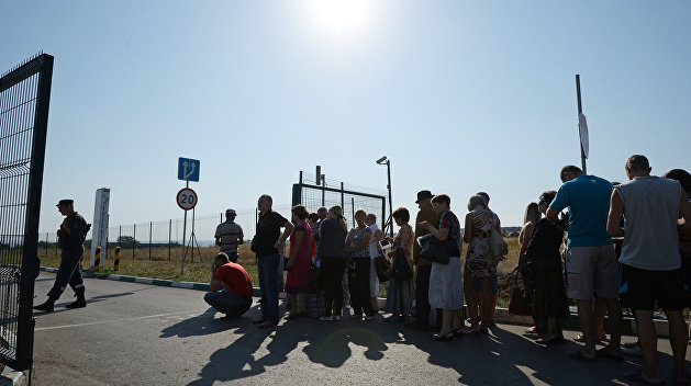 ЛНР готова принять беженцев с Украины и обеспечить их жильем ЛНР готова принять беженцев с Украины и обеспечить их жильем