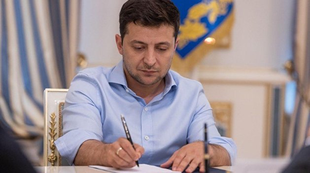 Зеленский ввел в действие решение СНБО по национализации «Мотор Сич»