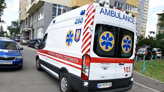 На Украине замгубернатора присвоил себе итальянские машины скорой помощи