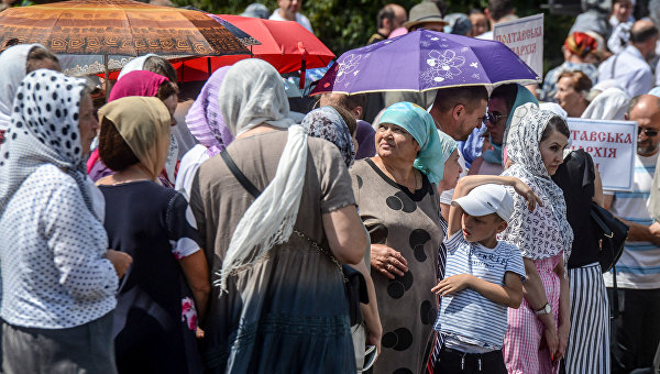Крестный ход в Киеве: Слава богу, нас не стало меньше