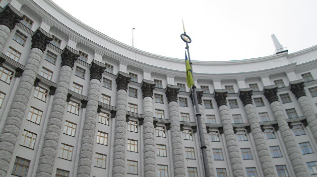 Верхам - всё, низам - ничего: команда Зеленского отреформировала госслужбу Верхам - всё, низам - ничего: команда Зеленского отреформировала госслужбу