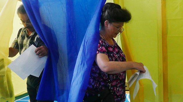 Фесенко оценил накал предвыборных страстей на Украине