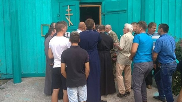 Церковные войны. Раскольники ПЦУ захватили храм Киевского патриархата Церковные войны. Раскольники ПЦУ захватили храм Киевского патриархата