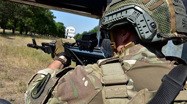 Киев проведет военные учения в 25 км от Луганска Киев проведет военные учения в 25 км от Луганска