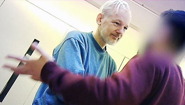 Оливер Стоун: «Украинский кризис является угрозой для всего мира» Оливер Стоун: «Украинский кризис является угрозой для всего мира»