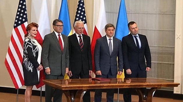 США заменят Россию в Украине: техасский газ пойдет в Незалежную через Польшу