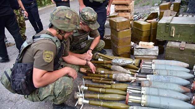 Зачем на Украине разоружали добробаты? Зачем на Украине разоружали добробаты?