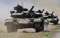 Разведка ДНР доложила о перемещении танков и самоходок ВСУ