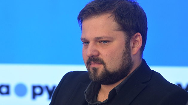 Простаков: «Проблема статуса Донбасса поднимает вопрос существования Украины» Простаков: «Проблема статуса Донбасса поднимает вопрос существования Украины»