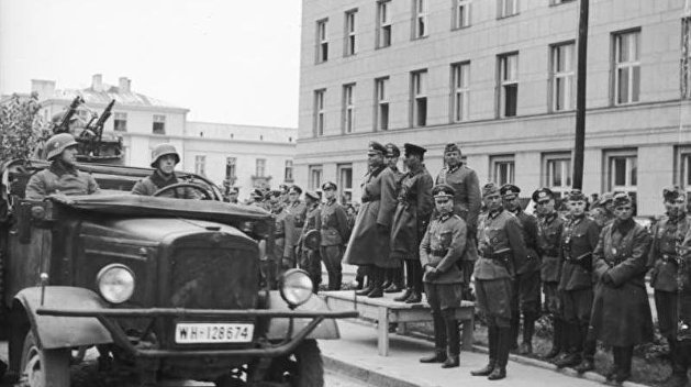 Исторический миф: совместный парад Вермахта и РККА в Бресте Исторический миф: совместный парад Вермахта и РККА в Бресте