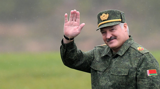 Лукашенко предложил ввести миротворцев в Донбасс, в Кремле отреагировали Лукашенко предложил ввести миротворцев в Донбасс, в Кремле отреагировали