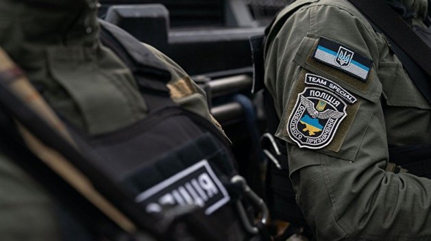 Под Киевом банда похитила бизнесмена и требовала от него $2 млн Под Киевом банда похитила бизнесмена и требовала от него $2 млн