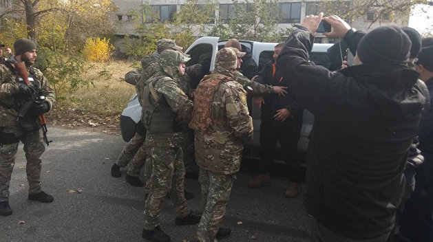 Националисты остаются в Золотом, где идет разведение сил Националисты остаются в Золотом, где идет разведение сил
