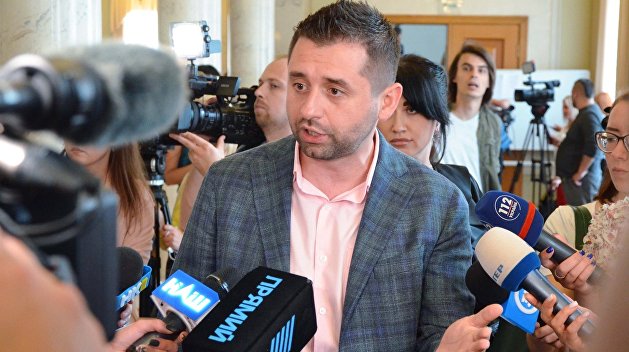 Арахамия рассказал, когда «слуг народа» массово погонят на полиграф Арахамия рассказал, когда «слуг народа» массово погонят на полиграф