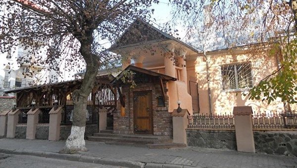 Недвижимость Петра Великого на Украине: домики и домишки