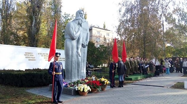 Митинг с бессмертным полком