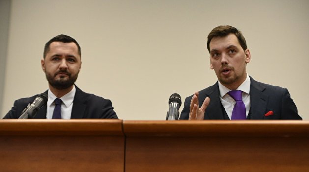 Золотарев рассказал, уйдет ли правительство в отставку до нового года Золотарев рассказал, уйдет ли правительство в отставку до нового года