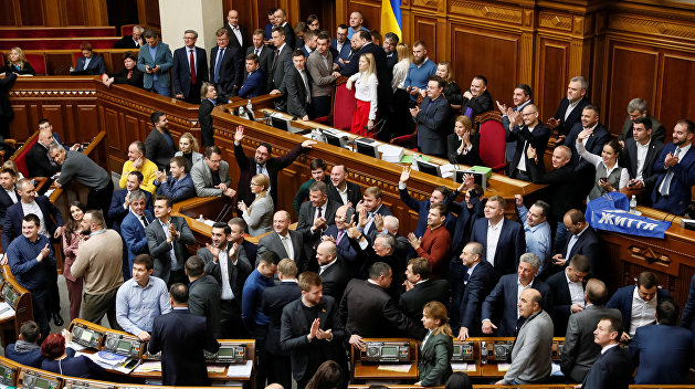 Спасите наши уши: весь мир — ФСБ, а люди в нем агенты Спасите наши уши: весь мир — ФСБ, а люди в нем агенты