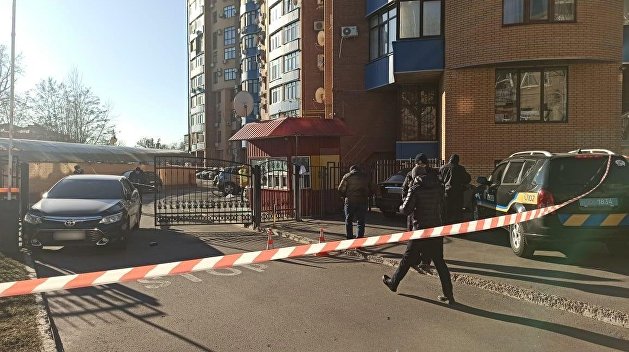 В Харькове из-за подрыва автомобиля объявили план «Перехват» В Харькове из-за подрыва автомобиля объявили план «Перехват»