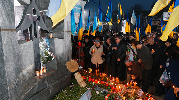 «Голодомор» уже не в моде: власти Украины переключаются на новые мифы
