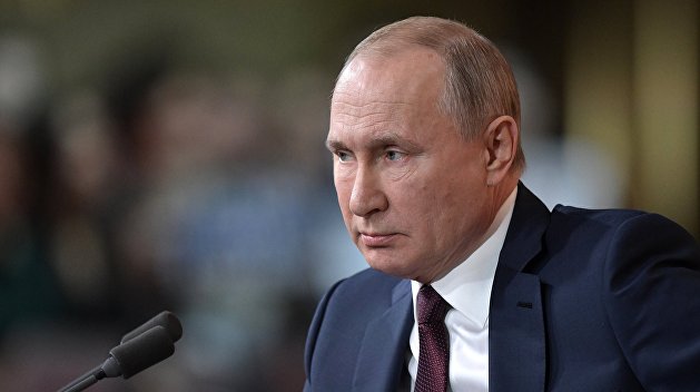 Владимир Путин подписал закон о поправках в Конституцию России