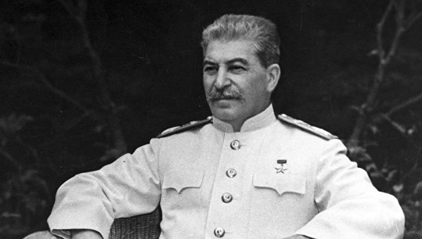 Потсдам-1945: конец войны и начало эры «высокомерия силы» Потсдам-1945: конец войны и начало эры «высокомерия силы»