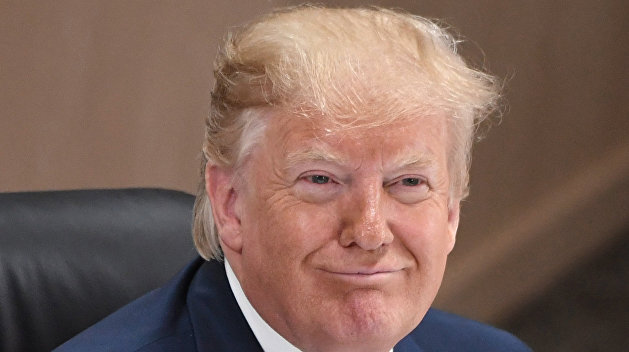Трамп хочет импичмента немедленно, но демократы не спешат его свергать Трамп хочет импичмента немедленно, но демократы не спешат его свергать