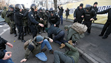 Ноги выше головы и труба с газом. Украинская неделя (14-20 декабря) в фотографиях