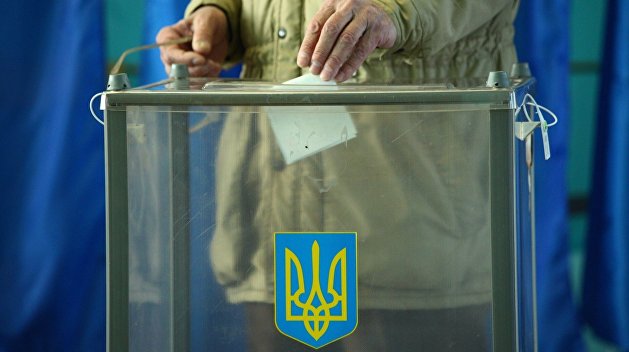 Врач, металлург и педагог: Мажоритарщики от «Слуги народа» в Луганской области Врач, металлург и педагог: Мажоритарщики от «Слуги народа» в Луганской области