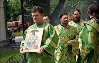 «На этом его церковность закончилась»: митрополит УПЦ прокомментировал фото Порошенко с иконой